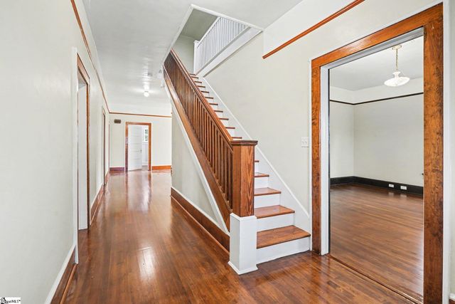 10 Elrod Street, Greenville, SC 29609