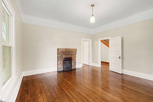 10 Elrod Street, Greenville, SC 29609