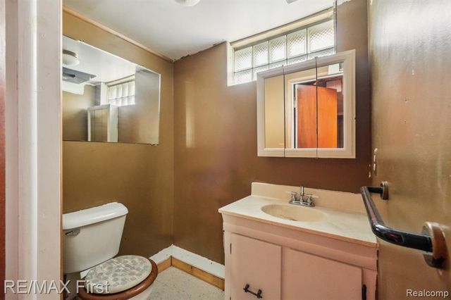 2931 Auburn Road, Auburn Hills, MI 48326