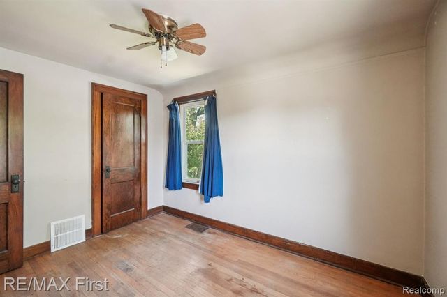 2931 Auburn Road, Auburn Hills, MI 48326