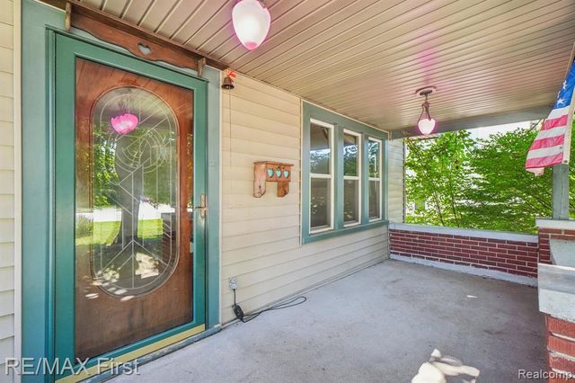 2931 Auburn Road, Auburn Hills, MI 48326