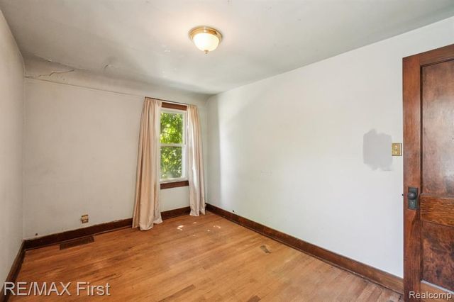 2931 Auburn Road, Auburn Hills, MI 48326