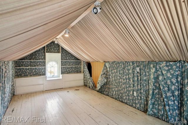 2931 Auburn Road, Auburn Hills, MI 48326