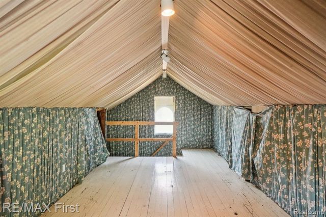 2931 Auburn Road, Auburn Hills, MI 48326