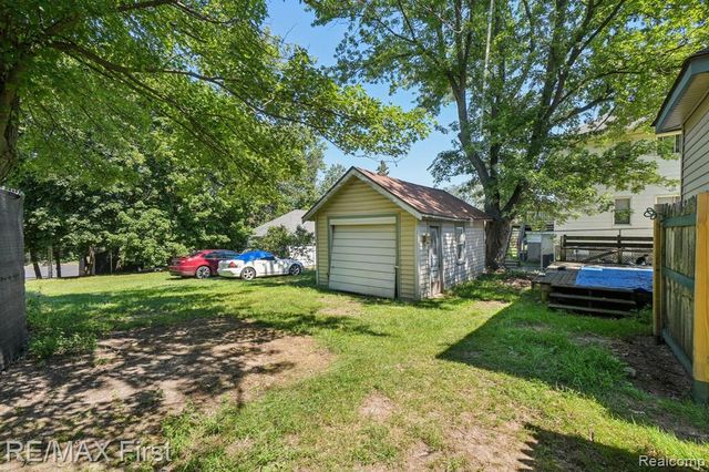 2931 Auburn Road, Auburn Hills, MI 48326