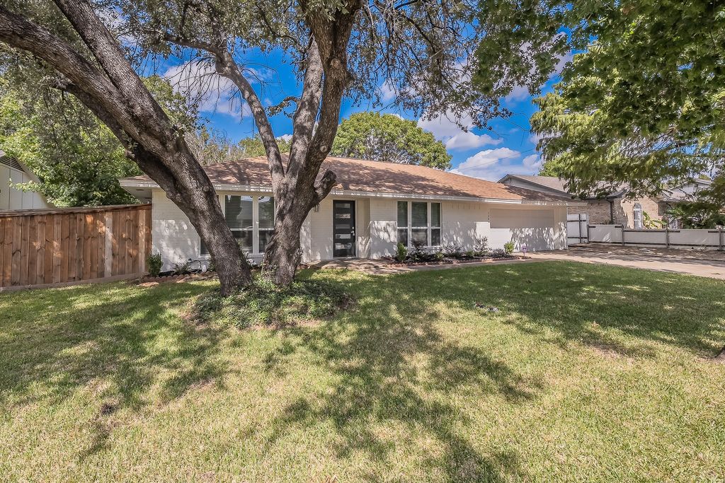 728 Glenhaven Drive, Hurst, TX 76054 — photo 3