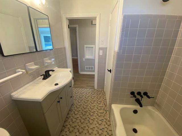 2275 Aleaf Ter, Spartanburg, SC 29302