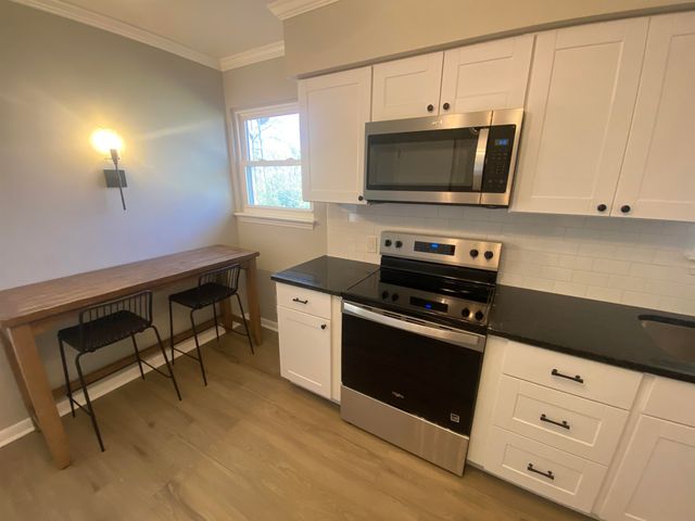 2275 Aleaf Ter, Spartanburg, SC 29302