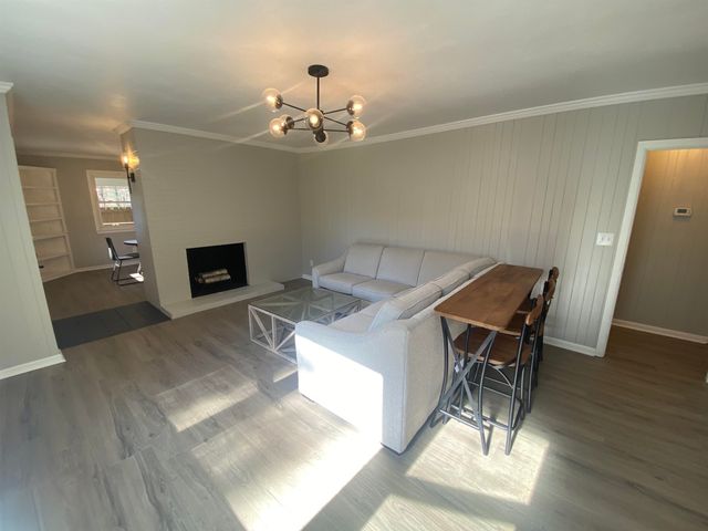 2275 Aleaf Ter, Spartanburg, SC 29302