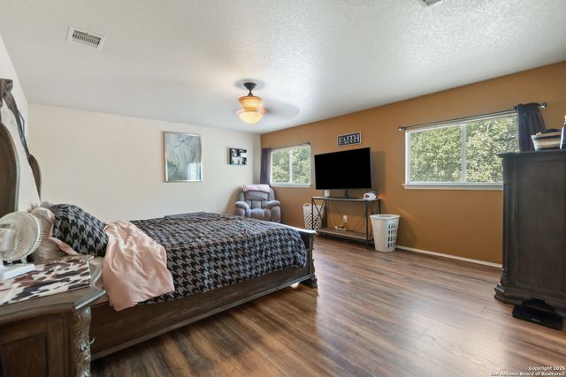 10711 Manor Creek, San Antonio, TX 78245