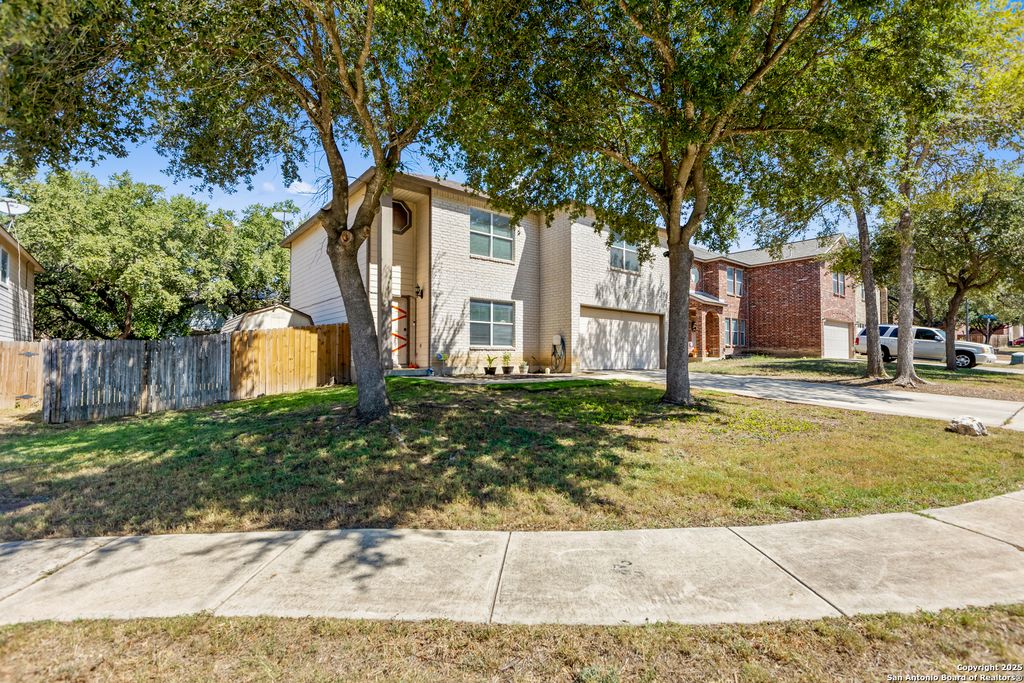 10711 Manor Creek, San Antonio, TX 78245