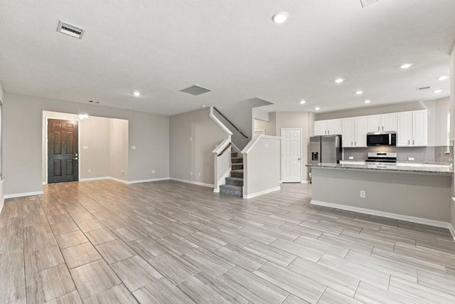 13050 Chestnut Stream Trail, Houston, TX 77070