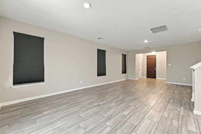 13050 Chestnut Stream Trail, Houston, TX 77070