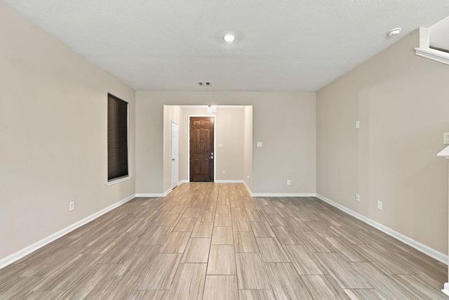 13050 Chestnut Stream Trail, Houston, TX 77070