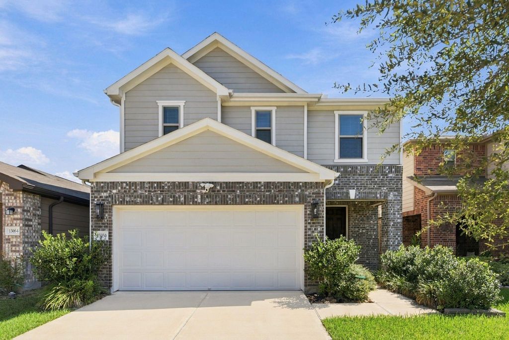 13050 Chestnut Stream Trail, Houston, TX 77070
