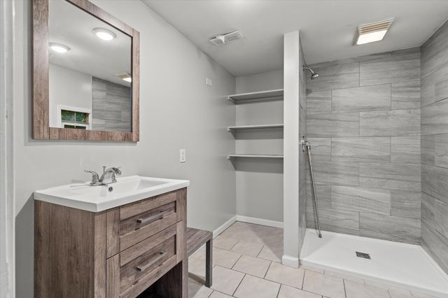 2568 W 19th Place, Gary, IN 46404