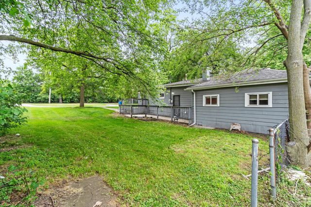 2568 W 19th Place, Gary, IN 46404