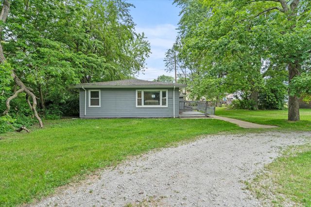 2568 W 19th Place, Gary, IN 46404