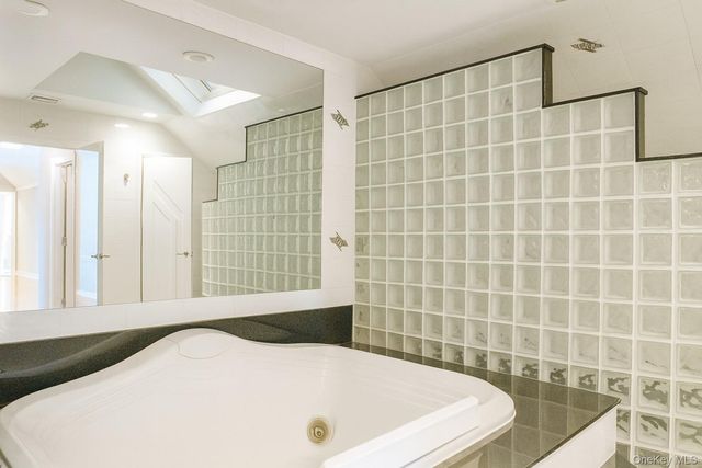 130 Wampum Lane, West Islip, NY 11795