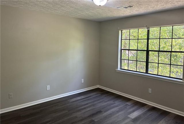 3745 Londonderry Court, Lithonia, GA 30038