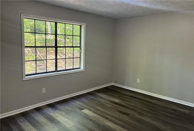 3745 Londonderry Court, Lithonia, GA 30038