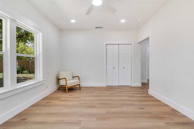 718 Grandview Avenue, Dallas, TX 75223