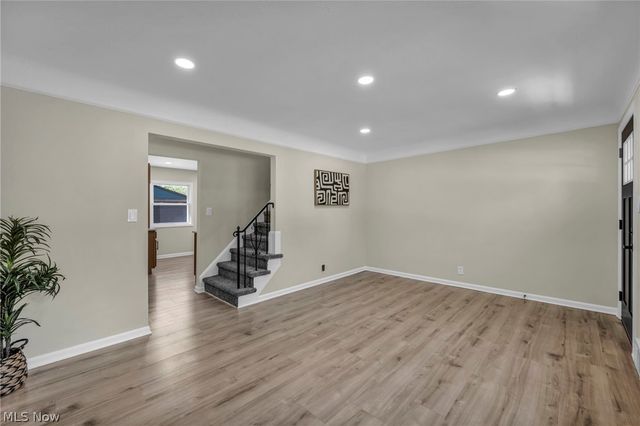 13510 Rockside Road, Garfield Heights, OH 44125