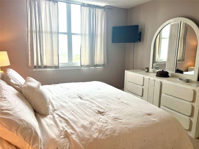 101 Briny Avenue 1005, Pompano Beach, FL 33062