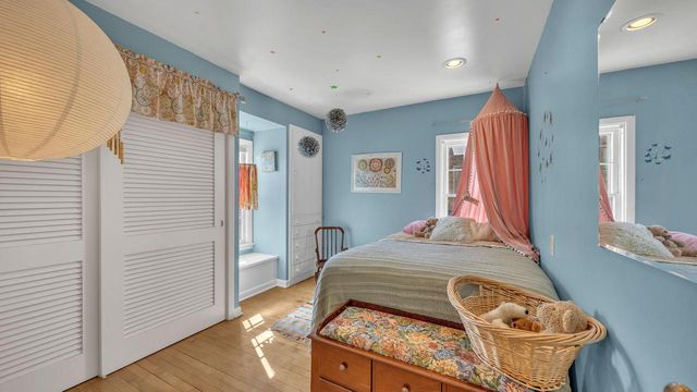 230 Giddings AVENUE, Sheboygan Falls, WI 53085