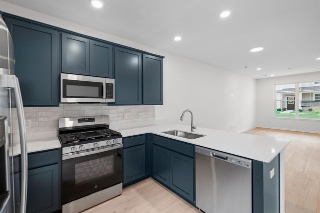 13067 Carolina Street, Crown Point, IN 46307
