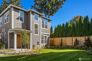 12523 NE 94th Street, Kirkland, WA 98033