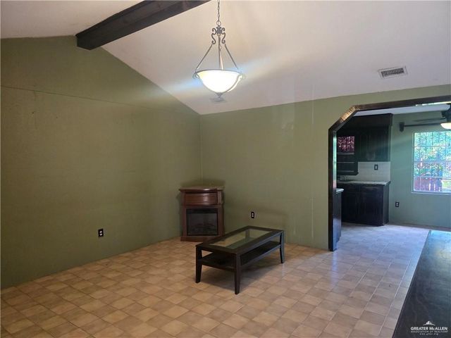519 E 3rd Street, Sullivan City, TX 78595