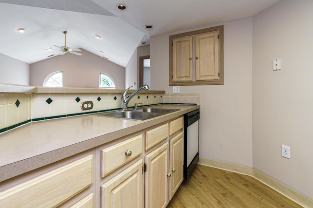9427 Clermont Circle, Powell, OH 43065