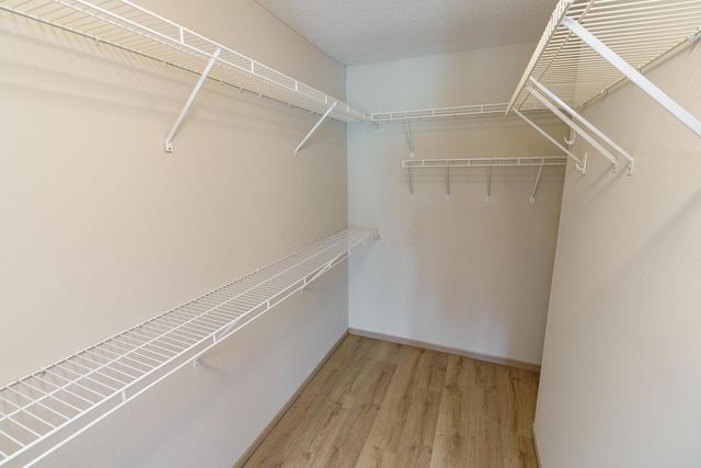 9427 Clermont Circle, Powell, OH 43065