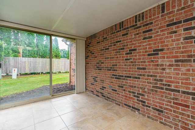 9427 Clermont Circle, Powell, OH 43065