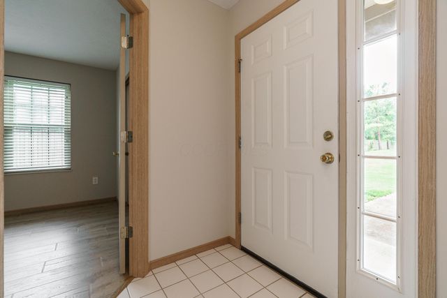 9427 Clermont Circle, Powell, OH 43065