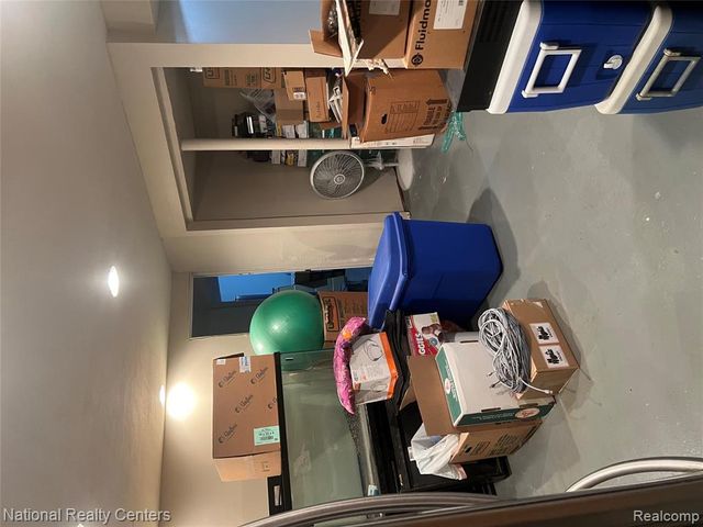 20120 N Covington Parkway, Southfield, MI 48221