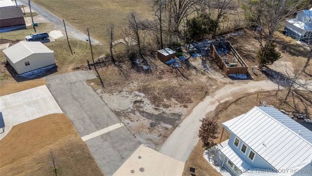 37214 S Cliff Crest, Langley, OK 74301