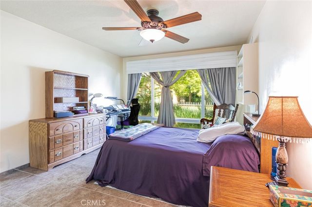 5767 E Park Circle, Fresno, CA 93727