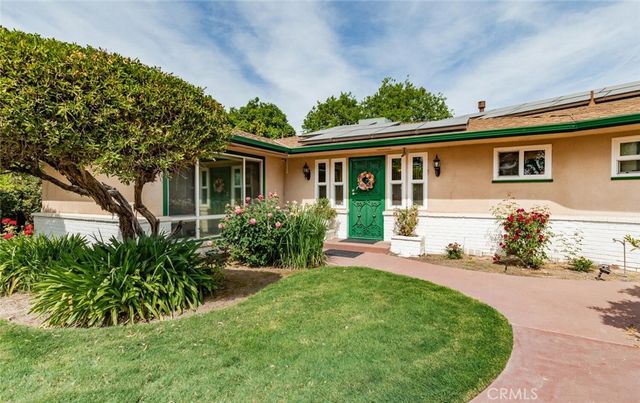 5767 E Park Circle, Fresno, CA 93727
