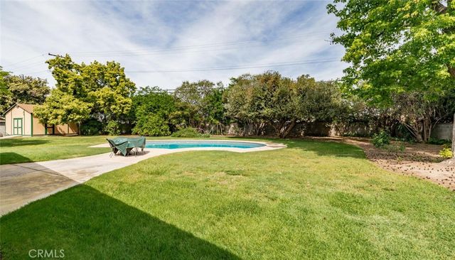 5767 E Park Circle, Fresno, CA 93727