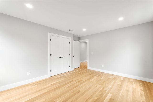 29 Keystone, Boston, MA 02132