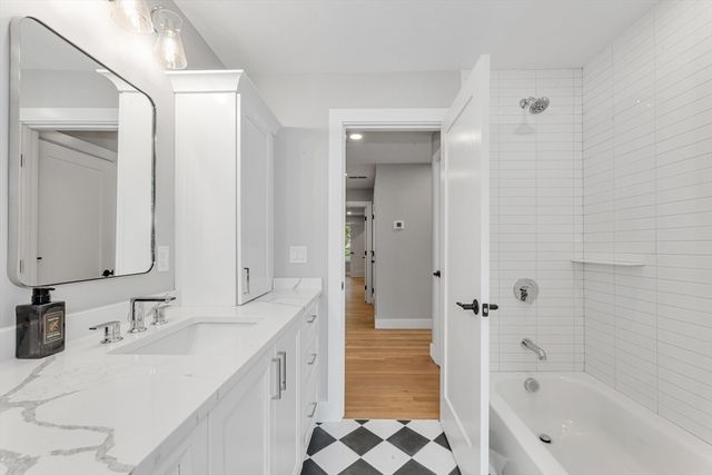 29 Keystone, Boston, MA 02132