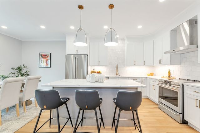 29 Keystone, Boston, MA 02132
