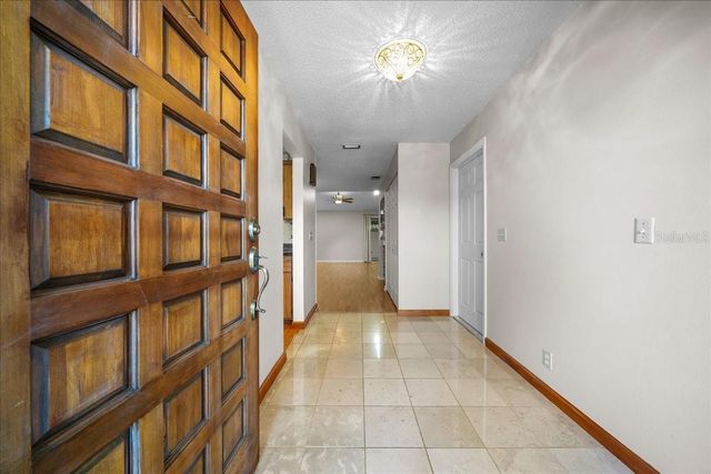 1934 SE 37TH CT CIRCLE, Ocala, FL 34471