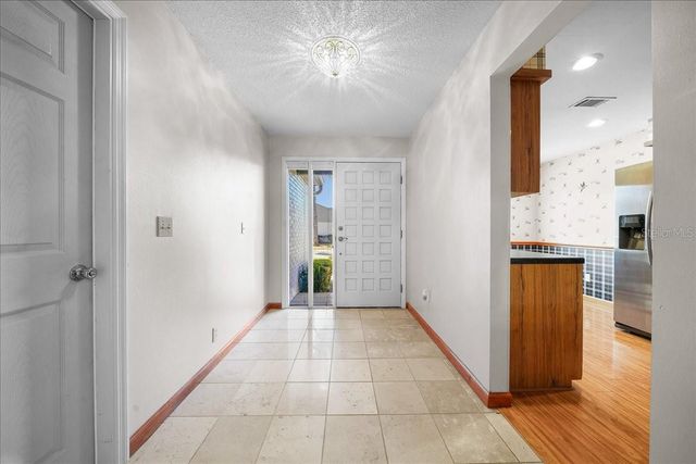 1934 SE 37TH CT CIRCLE, Ocala, FL 34471