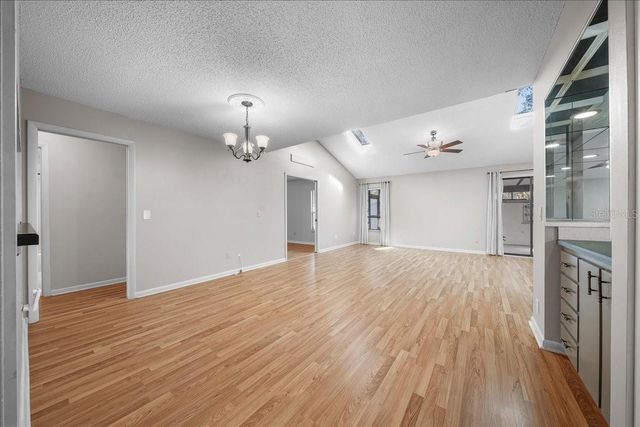 1934 SE 37TH CT CIRCLE, Ocala, FL 34471