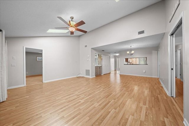 1934 SE 37TH CT CIRCLE, Ocala, FL 34471