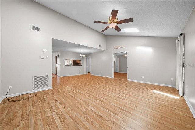 1934 SE 37TH CT CIRCLE, Ocala, FL 34471