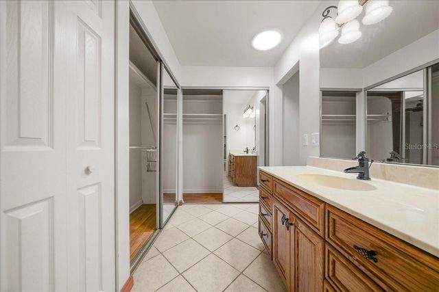 1934 SE 37TH CT CIRCLE, Ocala, FL 34471